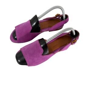 NWOT Les Italiennes suede flat sandals size 7.5/38